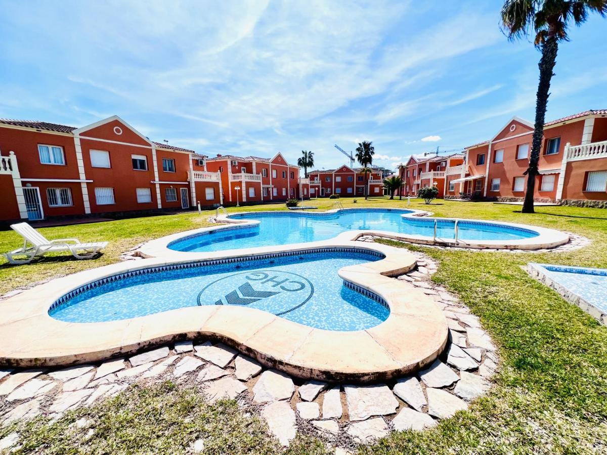 Oliva Nova Beach & Golf Resort Club Sevilla VI Exterior foto